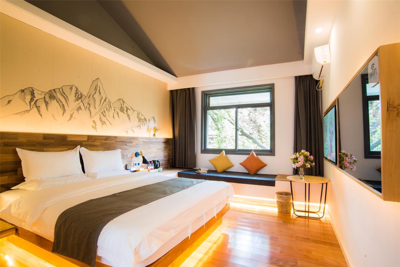 Lijiang Shuhe Travelling Hotel Екстериор снимка